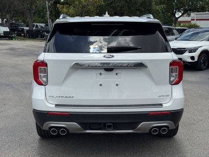 Used 2023 Ford Explorer Platinum w/ Technology Package