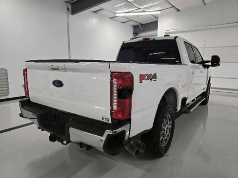 Used 2024 Ford F250 Lariat w/ FX4 Off-Road Package AWD/4WD image 10