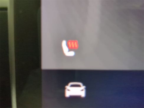 Used 2021 Tesla Model Y Long Range image 28