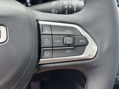 Used 2023 Jeep Compass High Altitude w/ Driver Assist Group I AWD/4WD image 21