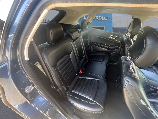 Used 2019 Ford Edge SEL w/ Equipment Group 201A FWD image 27