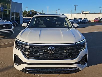 New 2026 Volkswagen Atlas SEL Premium R-Line