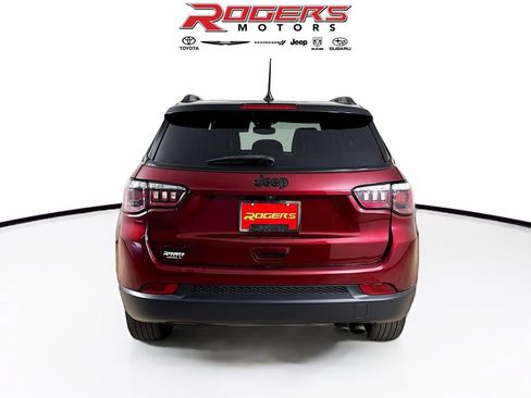 Used 2022 Jeep Compass Altitude w/ Convenience Group image 6