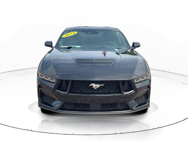 Used 2024 Ford Mustang GT RWD image 2