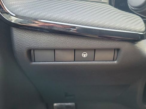 Certified 2026 Nissan Kicks SR AWD/4WD image 23