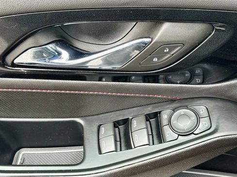 Used 2023 Chevrolet Traverse RS image 20