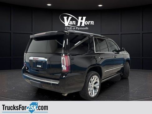 Used 2017 GMC Yukon Denali w/ Open Road Package AWD/4WD image 4