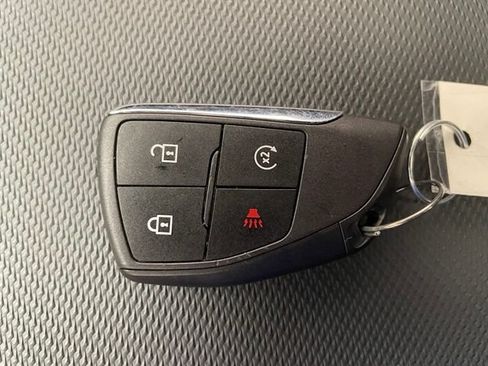 Used 2025 Chevrolet Equinox LT w/ Safety and Technology Package AWD/4WD image 21