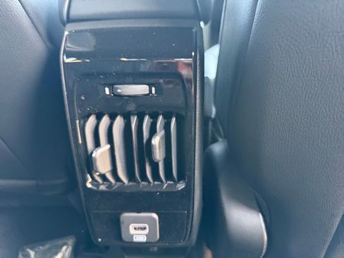 New 2026 Jeep Compass Latitude image 16