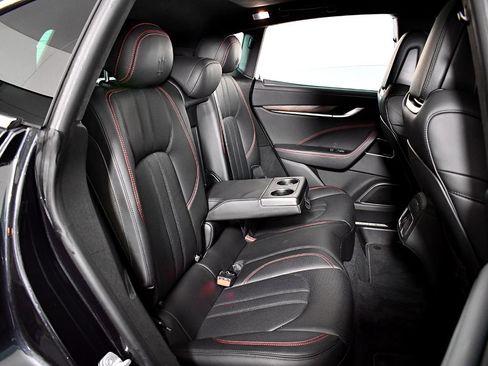 Used 2017 Maserati Levante S image 42