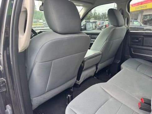 Used 2014 RAM 1500 ST w/ ST Popular Equipment Group AWD/4WD image 13