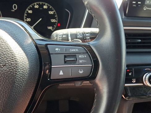 Certified 2025 Honda Pilot Touring image 25