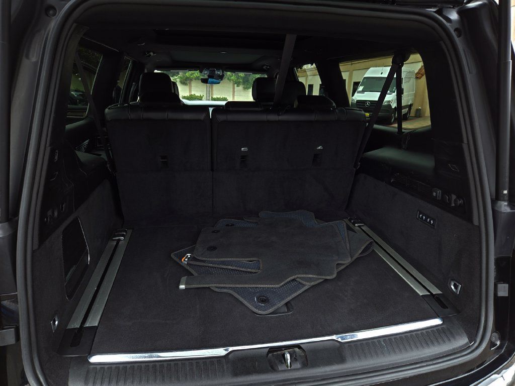 Used 2024 Jeep Grand Wagoneer L 4WD image 35