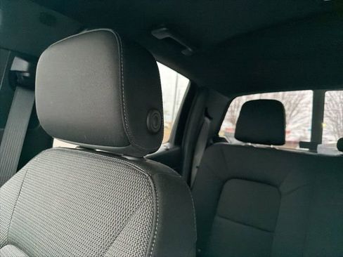 Used 2024 Chevrolet Colorado LT w/ LT Convenience Package image 16