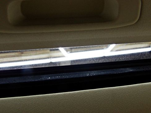 Used 2014 Lexus RX 450h AWD image 18