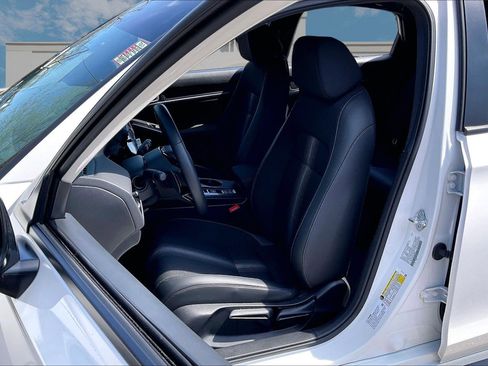 Used 2025 Honda Civic Sport image 22