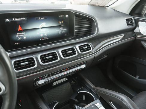 Used 2020 Mercedes-Benz GLE 350 4MATIC image 9