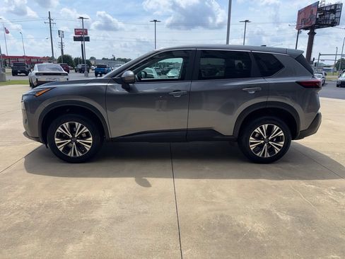 Used 2023 Nissan Rogue SV AWD/4WD image 6