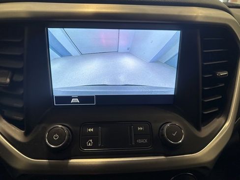 Certified 2023 GMC Acadia SLT w/ LPO, Floor Liner Package image 22