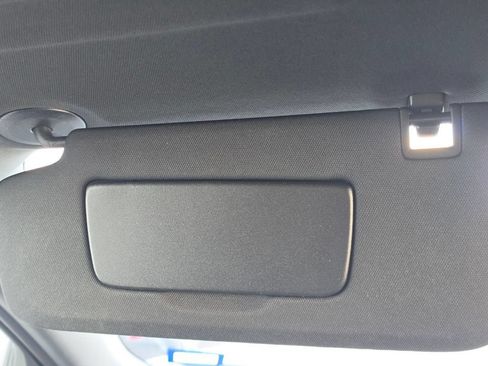 Used 2026 Chevrolet Equinox LT FWD image 24