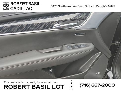 Certified 2024 Cadillac XT6 Premium Luxury image 11