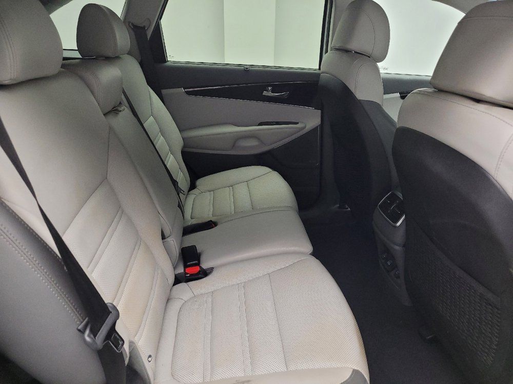 Used 2017 Kia Sorento SX AWD/4WD image 19