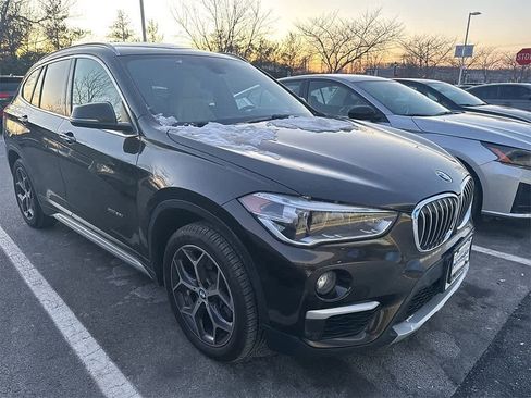 Used 2017 BMW X1 xDrive28i image 3