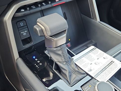 New 2026 Toyota Tundra Limited AWD/4WD image 20
