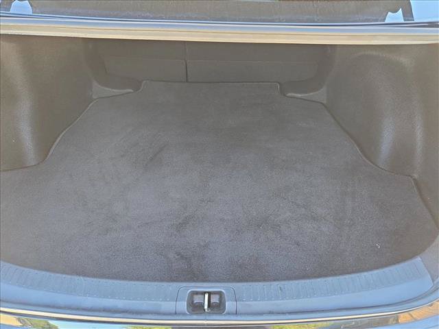 Used 2023 Toyota Corolla SE FWD image 6