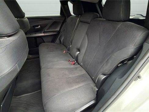 Used 2014 Toyota Venza LE image 18