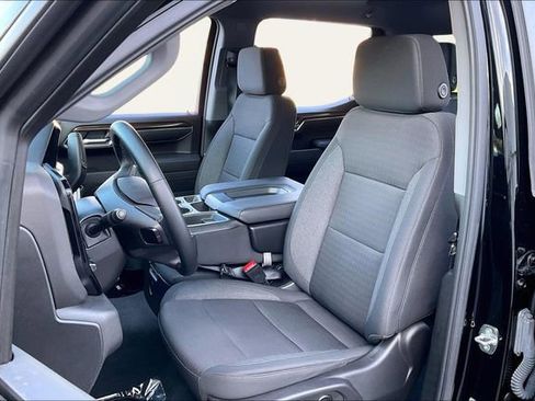 Used 2024 Chevrolet Silverado 1500 LT image 15