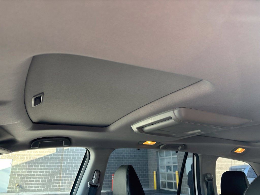 Used 2018 Honda Pilot Elite image 8