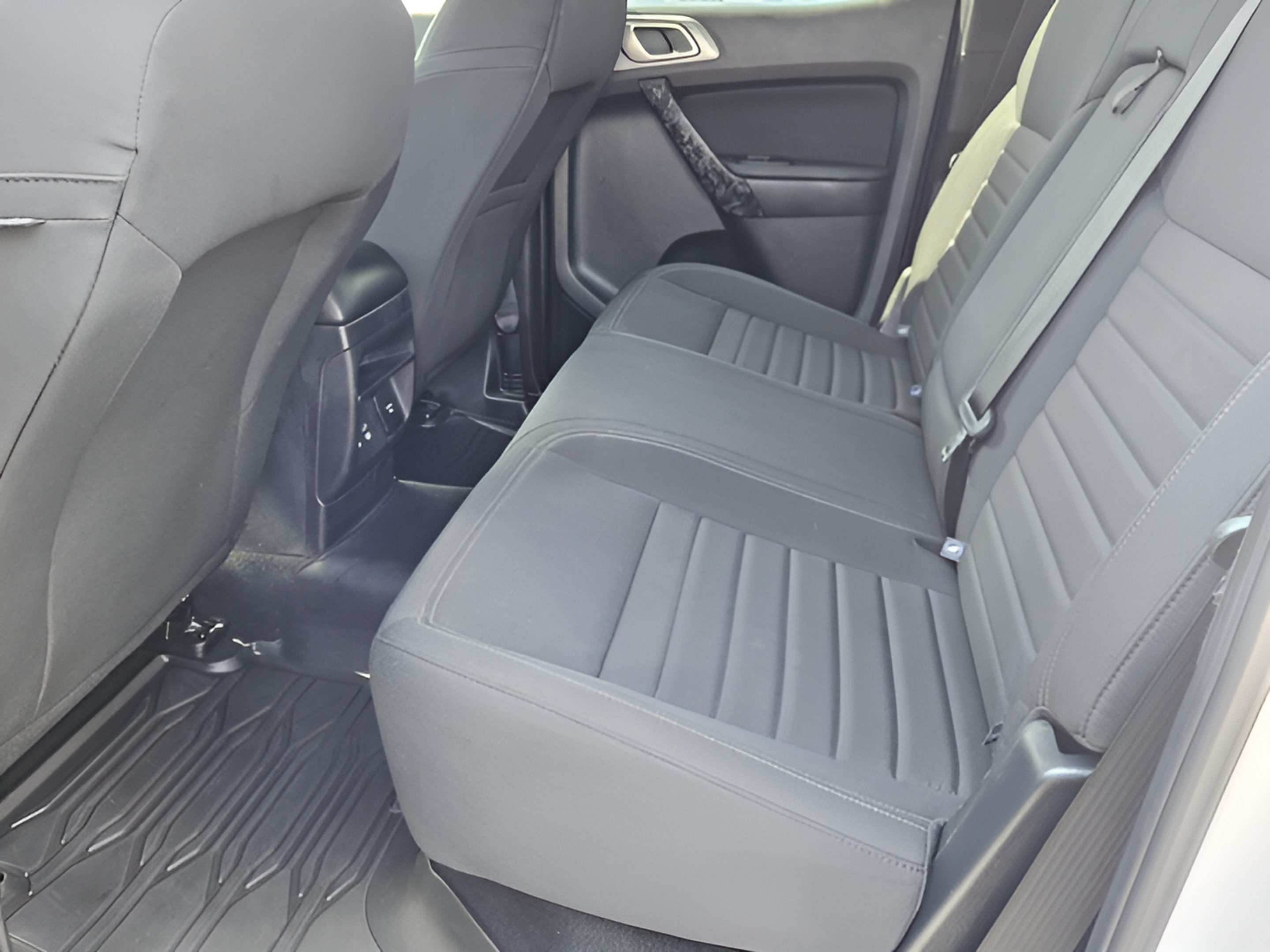 Used 2020 Ford Ranger XLT w/ Equipment Group 301A Mid RWD image 9