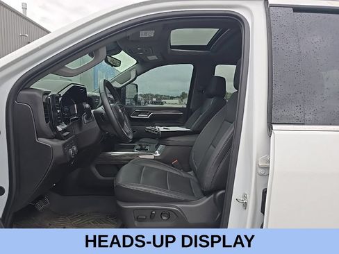 Used 2025 Chevrolet Silverado 2500 LTZ w/ LTZ Premium Package AWD/4WD image 11
