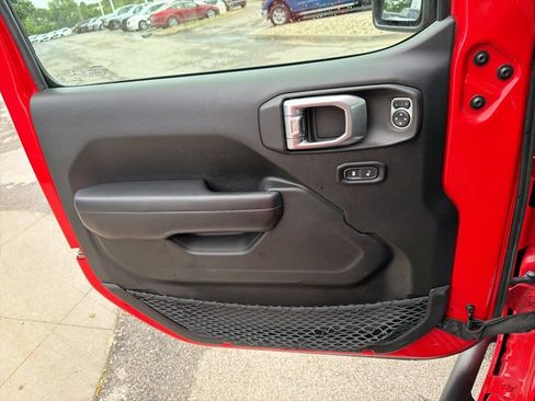 Used 2019 Jeep Wrangler Unlimited Sport S AWD/4WD image 28
