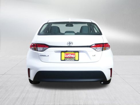 Used 2024 Toyota Corolla LE image 6