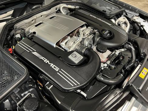 Used 2018 Mercedes-Benz C 63 AMG Cabriolet image 38