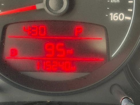 Used 2012 Volkswagen Beetle 2.5 image 14