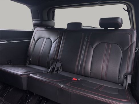 Used 2023 Ford Expedition Limited image 23