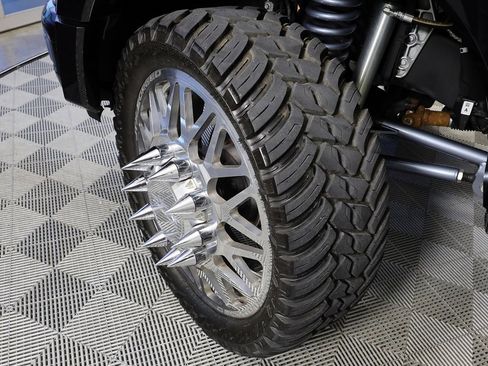 Used 2024 Ford F450 Limited w/ FX4 Off-Road Package image 49