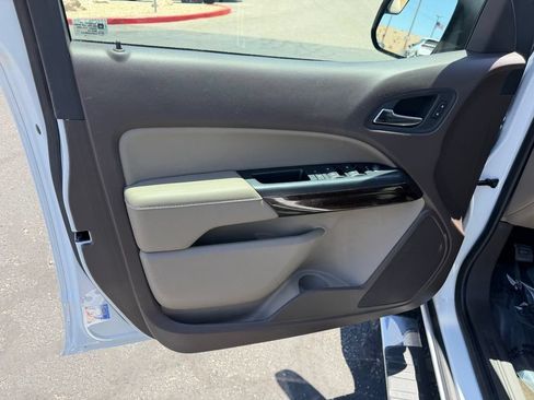 Used 2015 GMC Canyon SLT RWD image 20
