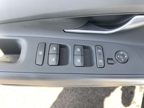 Certified 2026 Hyundai Elantra Sport FWD image 18