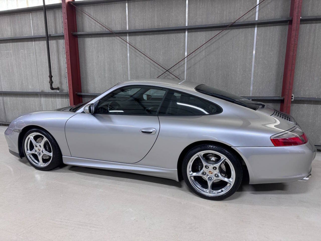 Used 2004 Porsche 911 40th Anniversary RWD image 7
