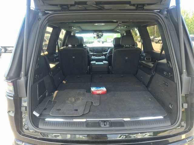 Used 2023 Jeep Grand Wagoneer Series III w/ Rear Seat Video Group 1 AWD/4WD image 30