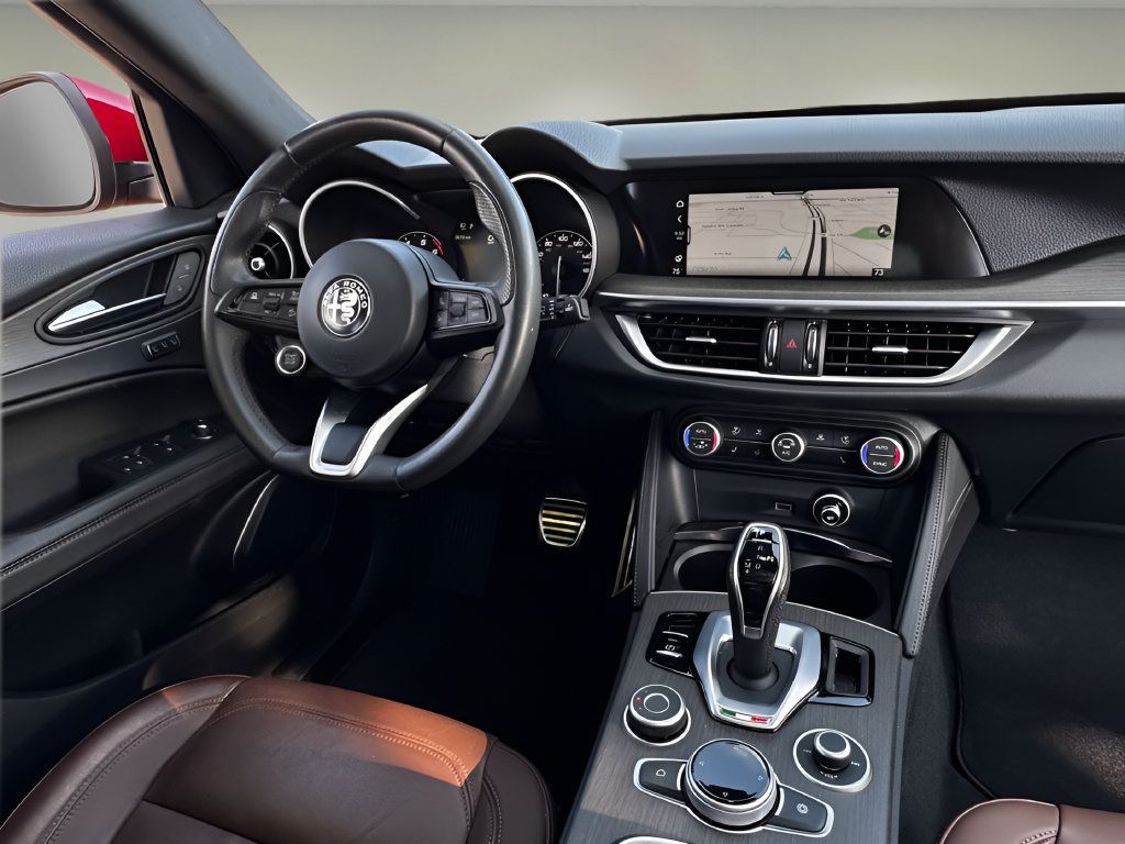 Used 2022 Alfa Romeo Stelvio Ti AWD/4WD image 6