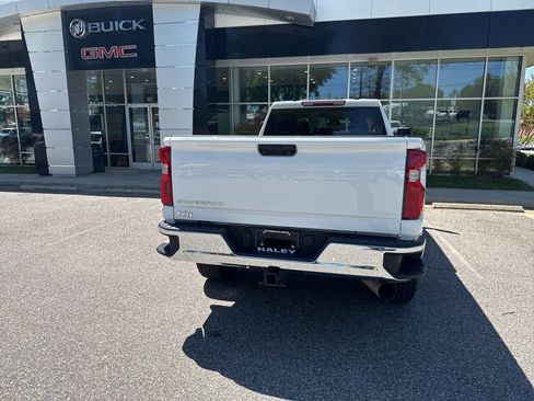 Used 2024 Chevrolet Silverado 3500 W/T image 6