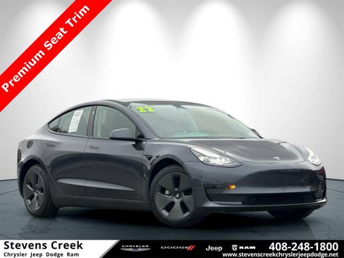 Used 2022 Tesla Model 3 image 1