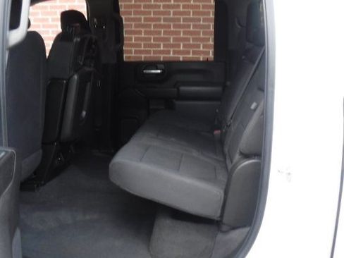 Used 2023 Chevrolet Silverado 2500 Custom w/ Custom Convenience Package AWD/4WD image 17