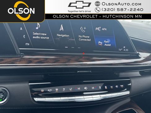 Used 2022 Cadillac Escalade ESV Premium Luxury Platinum image 20