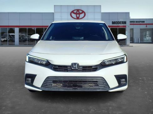 Used 2022 Honda Civic EX image 2